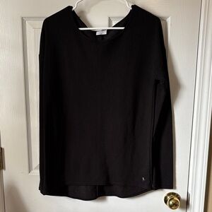 Danskin Black Long Sleeve Top w/ Thumb Holes — Size Medium